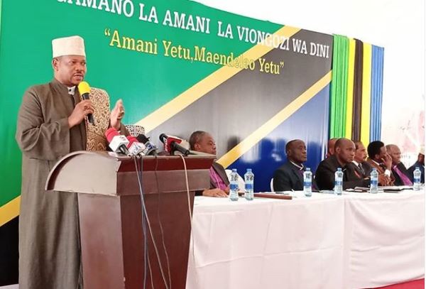 Sheikh Mkuu: Tuheshimiane Katika Tofauti za Dini Zetu - Global Publishers