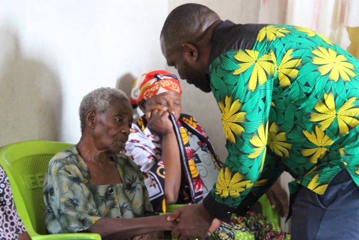 Shigongo Afariji Familia Mbili Zilizopoteza Ndugu Zao - Global Publishers