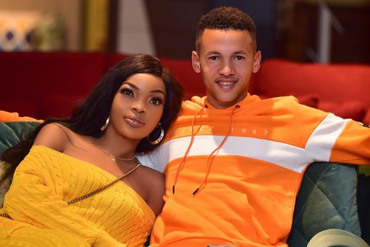 Malaria Yamuendesha Carlos Carlinhos - Global Publishers