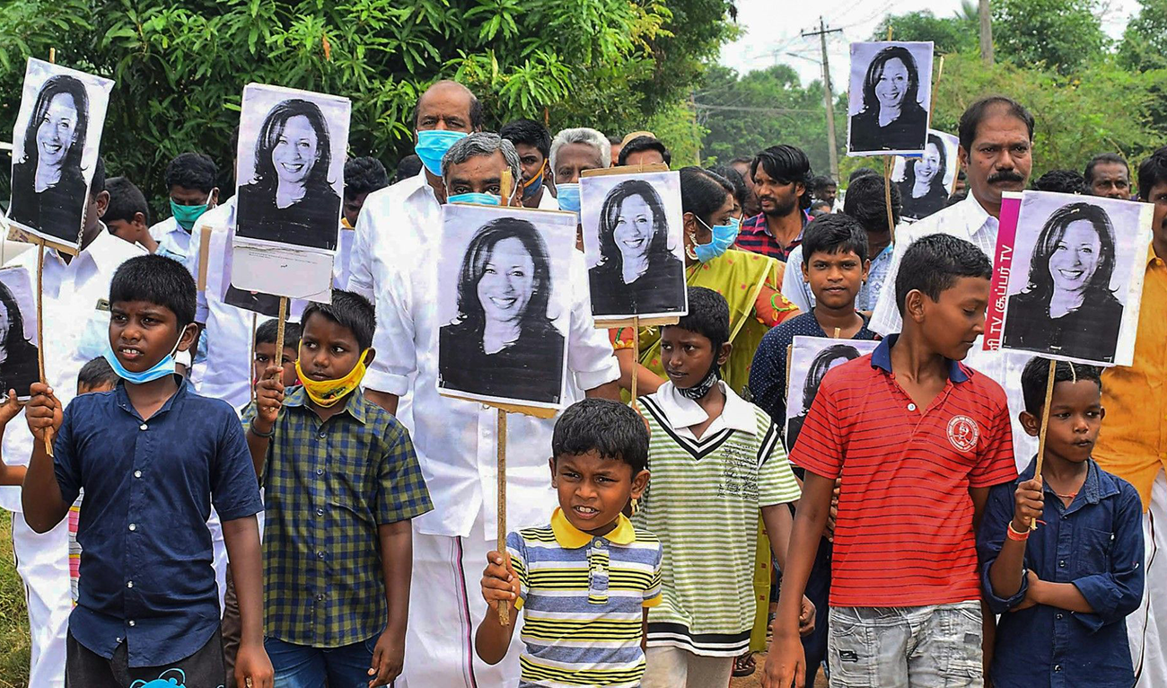 Kijiji India Chasherehekea Ushindi wa Kamala Marekani - Global Publishers