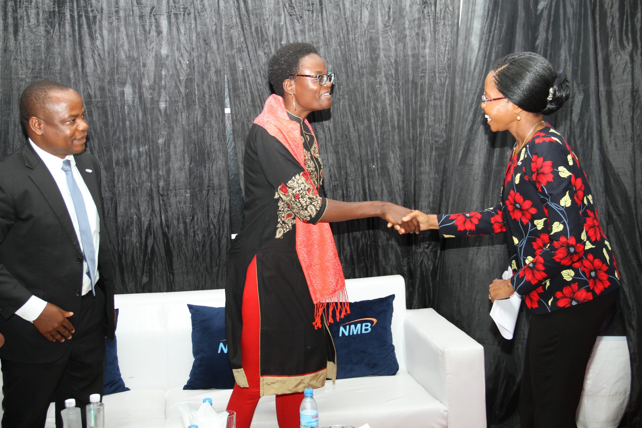 NMB Yawaandalia Hafla Fupi Wabunge, Yawapongeza Kwa Kuchaguliwa Kwao - Global Publishers