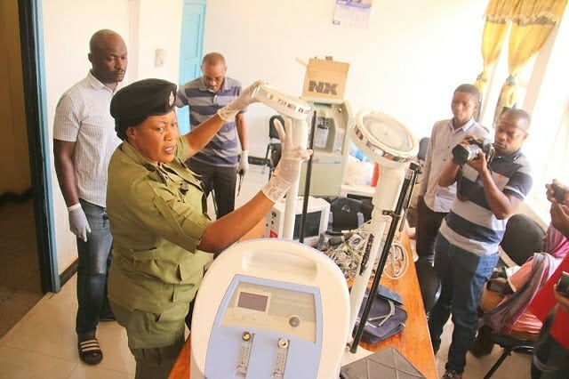 Mtumishi wa Hospitali Mbaroni kwa Wizi Vifaa Tiba - Global Publishers