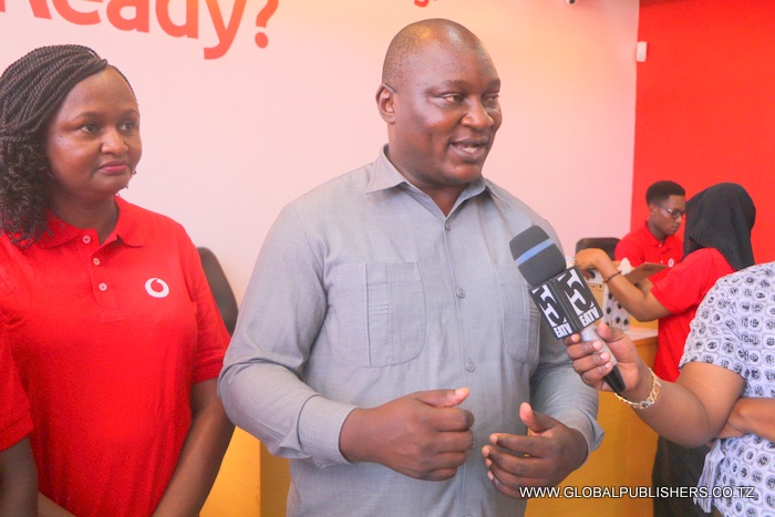 Vodacom Yasogeza Huduma kwa Wakazi wa Masaki Jijini Dar Es Salaam - Global Publishers