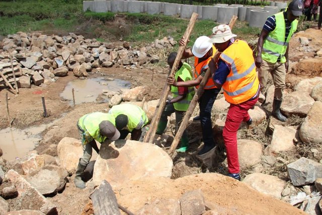 Shigongo Akomaa na Daraja Korofi Buchosa - Global Publishers