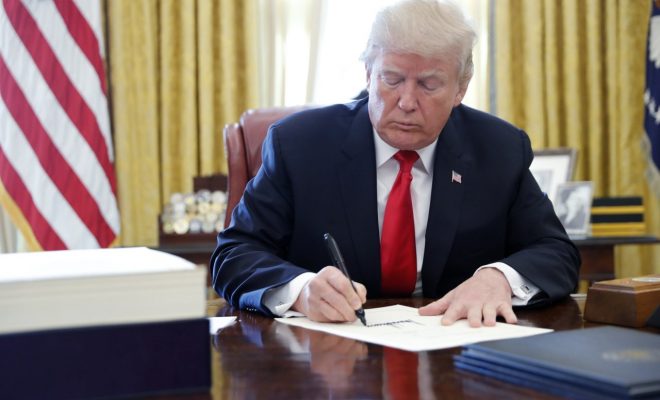 Trump Asaini Mswada Mzito Kabla ya Kuondoka Madarakani - Global Publishers