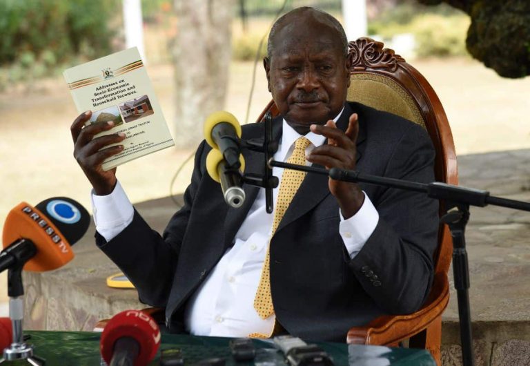 Akaunti za Facebook Zinazomwunga Mkono Museveni Zafungwa - Global Publishers