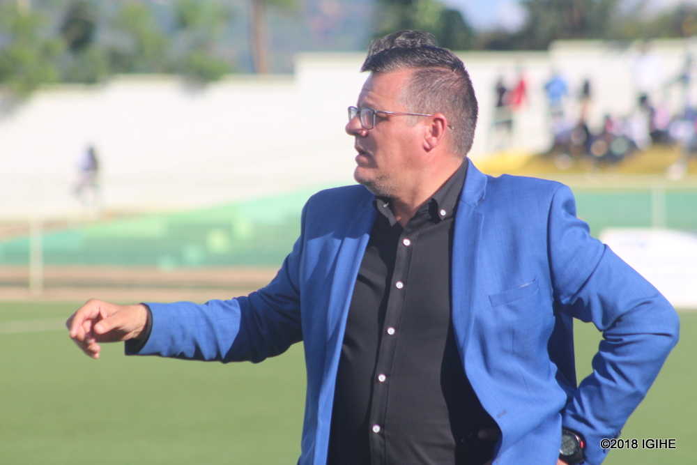 Kocha Mbelgiji: Nipeni Simba Muone Mambo - Global Publishers