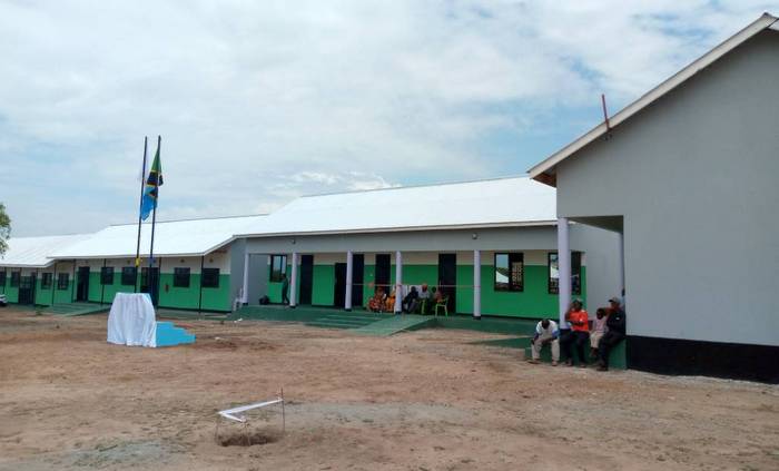 Kufuru! Bilionea Laizer Ajenga Shule ya Tsh Milioni 466 - Global Publishers