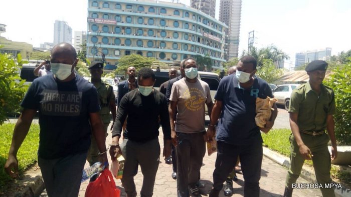 Wafanyabiashara 6 Kizimbani Tuhuma za Kuhujumu Uchumi - Global Publishers