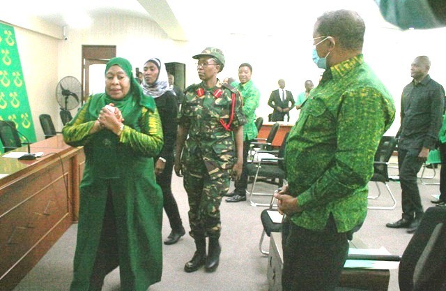 CCM Kumpendekeza Rais Samia Kuwa Mwenyekiti – Video - Global Publishers