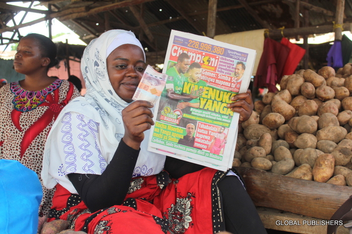 Wasomaji wa Championi Warudishiwa Marambili Fedha Waliyonunulia Gazeti - Global Publishers