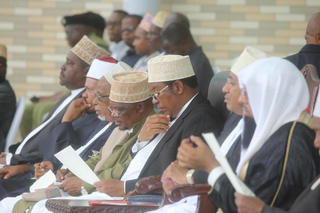 Video: Waziri Mkuu, Rais Mwinyi Washuhudia Mashindano Ya Qur’an Tukufu Afrika - Global Publishers