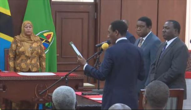 Rais Samia Amwapisha Balozi Mndolwa – Video - Global Publishers