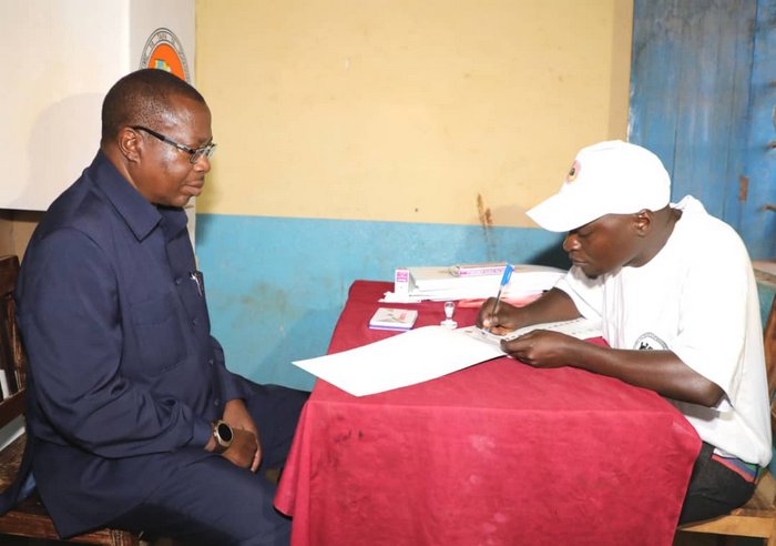 Makamu wa Rais Mpango Apiga Kura Buhigwe- Video - Global Publishers