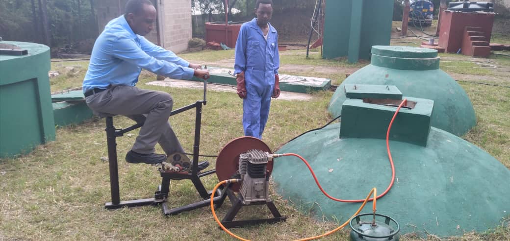 Watafiti ARU Wabaini Fursa Kwenye Majitaka na Kinyesi - Global Publishers