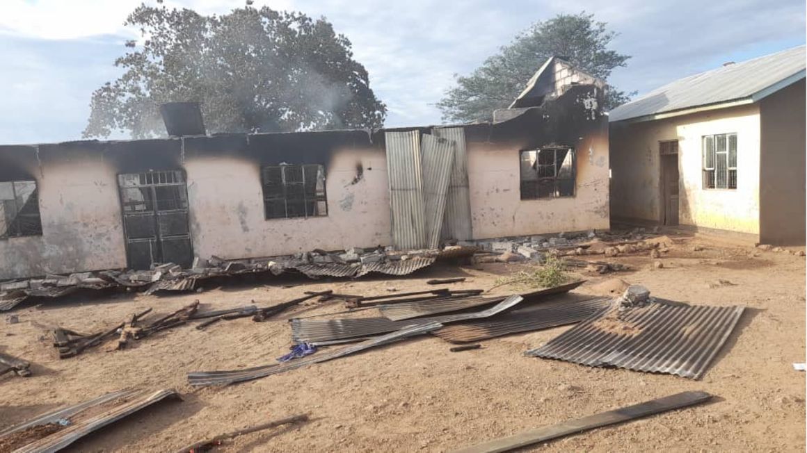 Bweni la Shule Lateketea kwa Moto Simanjiro - Global Publishers