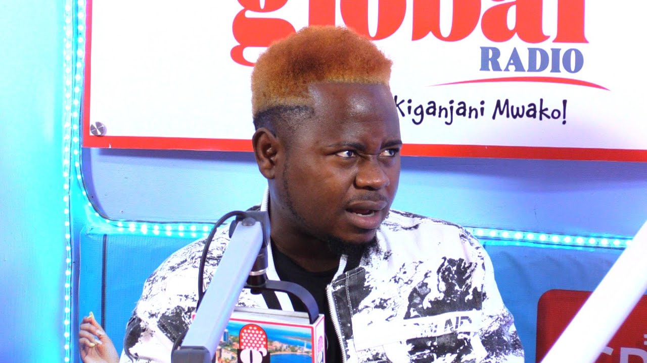 Video: Kinata MC, Mkali Aliyeimba Singeli Ya Kiingereza Ndani Ya Global Radio - Global Publishers