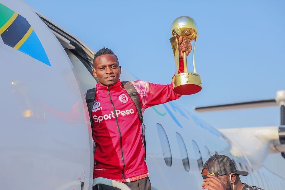 Video: Simba Watua Dsm na Kombe Lao, Morrison Aibua Shangwe - Global Publishers