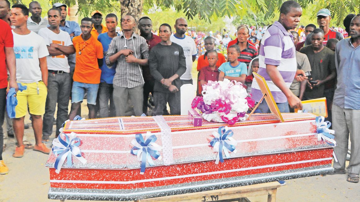 Polisi Anayedaiwa Kuua Mtoto Ajitokeza “Aliuawa na Wananchi” - Global Publishers