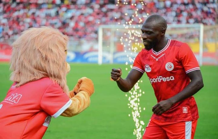 Viatu vya Onyango Mikononi mwa Kennedy - Global Publishers