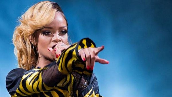 Rais Amchagua Rihanna Kuwa Shujaa - Global Publishers