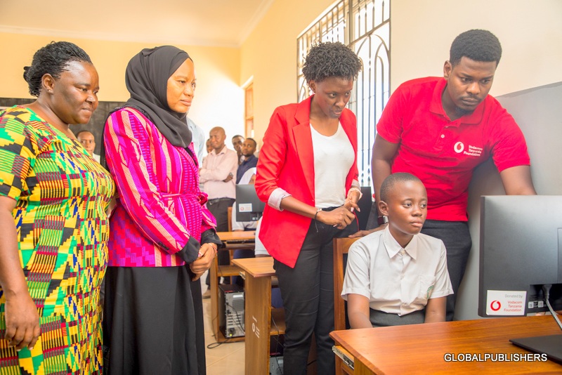 Vodacom Foundation Yawajengea Uwezo wa TEHAMA Wasichana Wilayani Kisarawe - Global Publishers