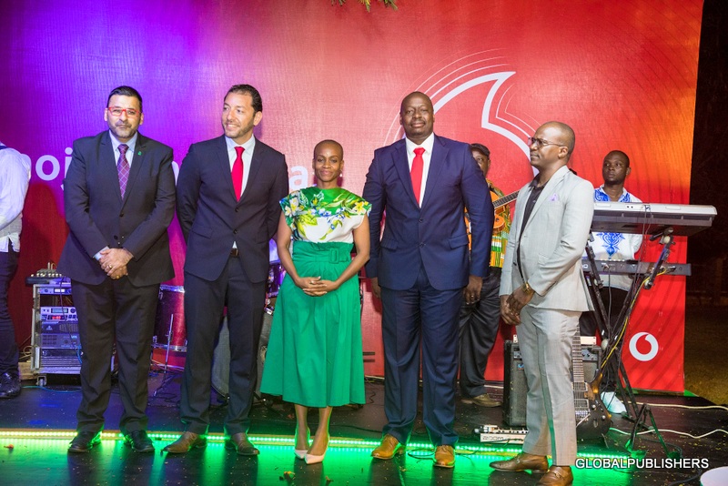 Hafla ya Kumuaga Mkurugenzi Mtendaji wa Vodacom Anayemaliza Muda wake Yafana - Global Publishers