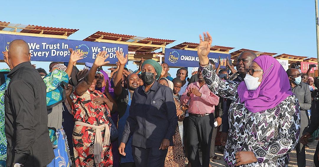 Rais Samia Afanya Ziara Coco Beach, Aongea na Wafanyabiashara -Video - Global Publishers