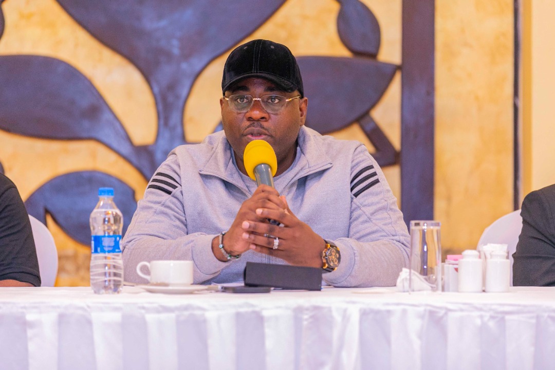 Dkt.Abbasi Awataka Wasanii Kuipa Heshima Tasnia - Global Publishers