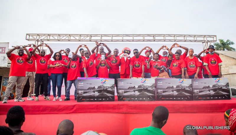 Vodacom “Shangwe Lipo Palepale” Yatoa Zawadi za Ada kwa Washindi 10 Mbagala, Dar - Global Publishers