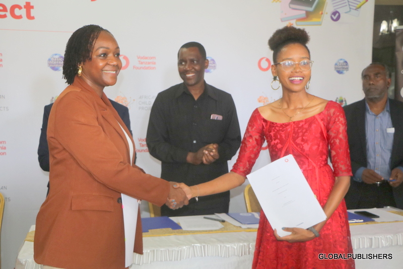 Vodacom Foundation na African Child Project Waunganisha Shule Katika Mikoa 10 Kidijitali - Global Publishers