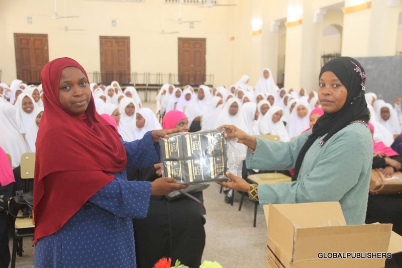 Taulo za Kike 2000 Zatolewa Mashuleni Katika Matawi ya ZIC - Global Publishers