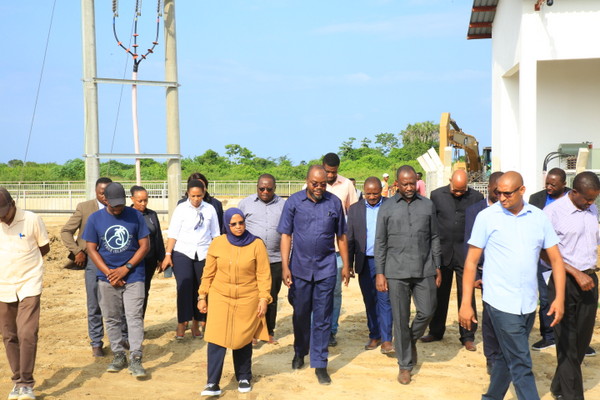 Waziri Wa Uwekezaji, Viwanda na Biashara Akagua Mradi wa Bagamoyo Sugar - Global Publishers