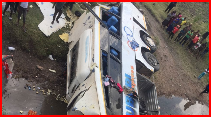 Basi la Zuberi Lapata Ajali na Kutumbukia Kwenye Daraja Eneo la Mwigumbi - Global Publishers