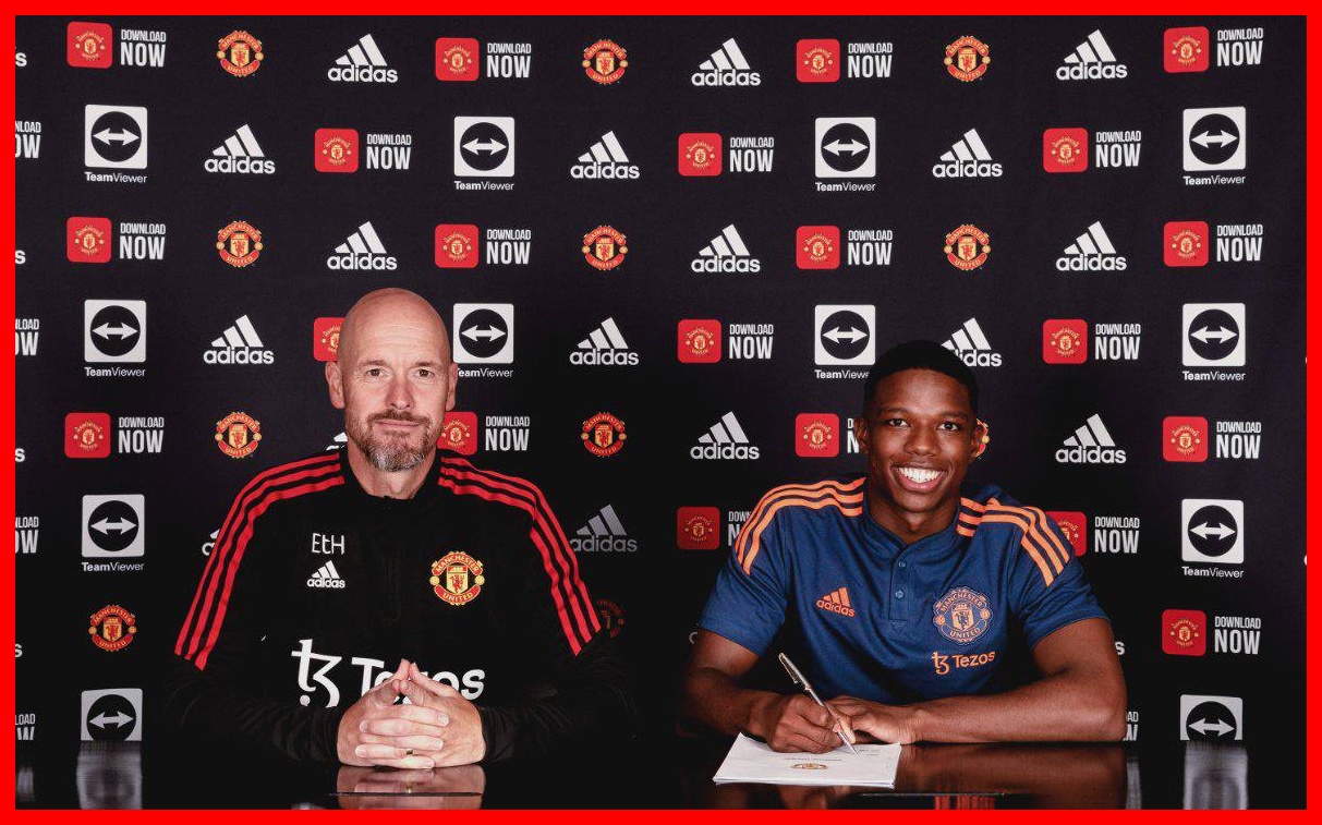 Man United Yakamilisha Dili la Malacia, Yahamishia Nguvu kwa De Jong wa Barcelona - Global Publishers