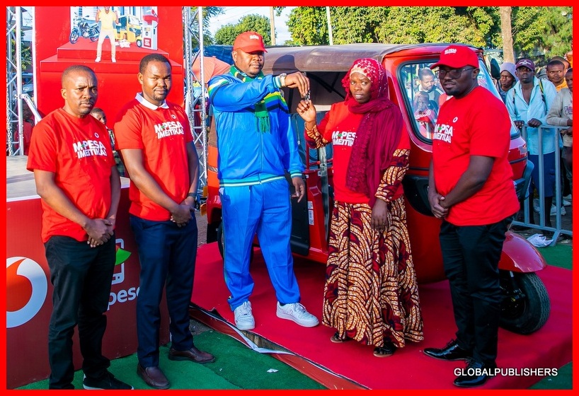 Washindi wa Wiki ya Kwanza wa Vodacom M-Pesa Imeitika Wapatikana Arusha - Global Publishers