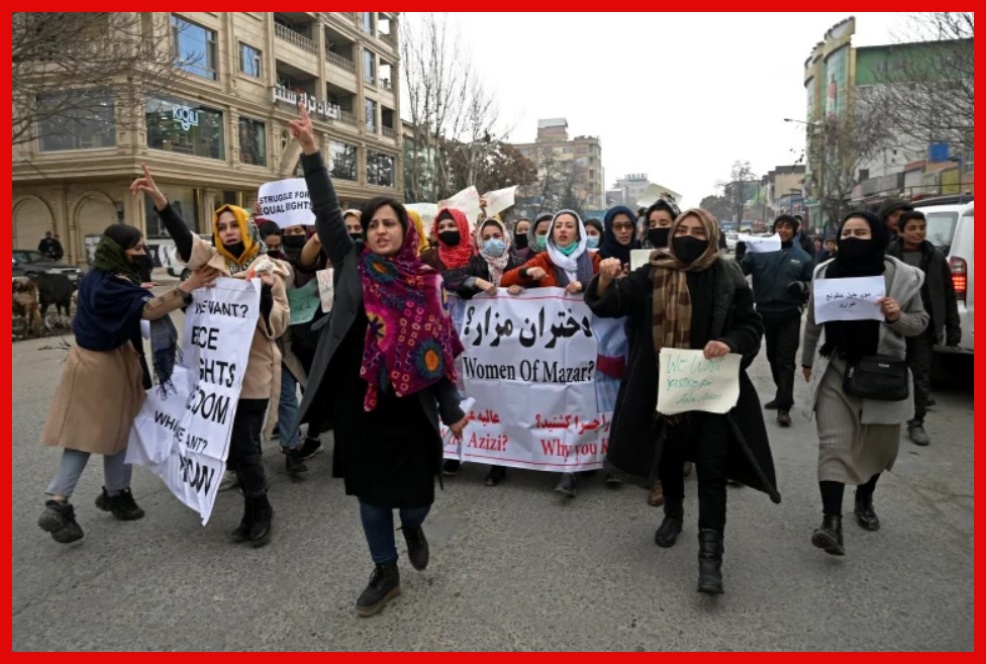 Wafanyakazi wa Kike Walazimishwa Kusalia Majumbani Mwao, Afghanistan