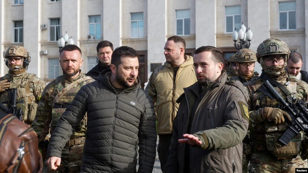Ukraine Yasambaza Chakula na Dawa Kherson Baada ya Russia Kuukimbia Mji Huo - Global Publishers