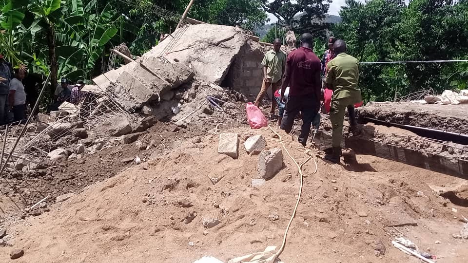 Ghorofa Laporomoka na Kuua Watano Marangu, Moshi Mkoa wa Kilimanjaro - Global Publishers