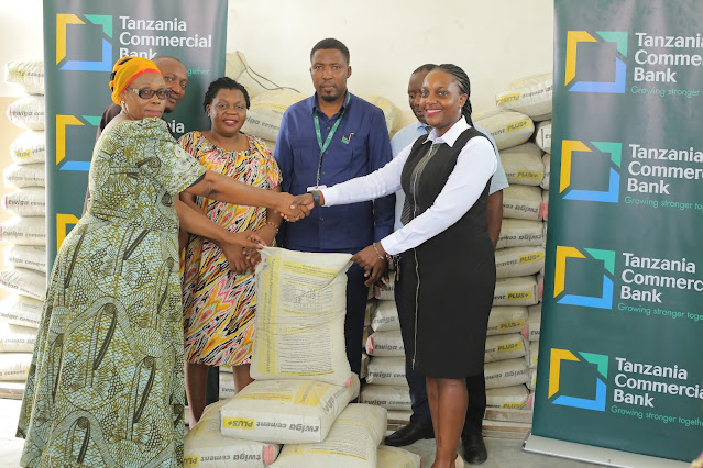 TCB Yatoa Msaada wa Saruji 100 Ya Ujenzi Wa Kituo Cha Polisi Kiburugwa - Global Publishers