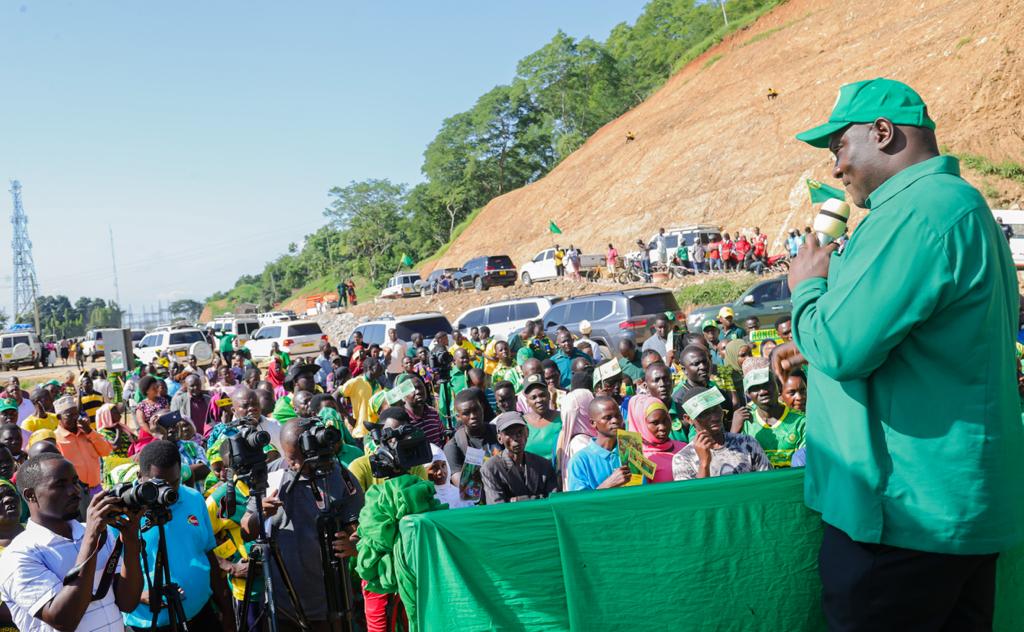 Chongolo Ataka Kiwanda cha Kilombero Kitoe Elimu kwa Wakulima wa Miwa - Global Publishers