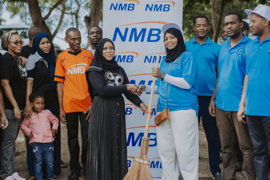 Wafanyakazi Wa NMB Washerehekea Miaka 59 ya Mapinduzi Zanzibar - Global Publishers