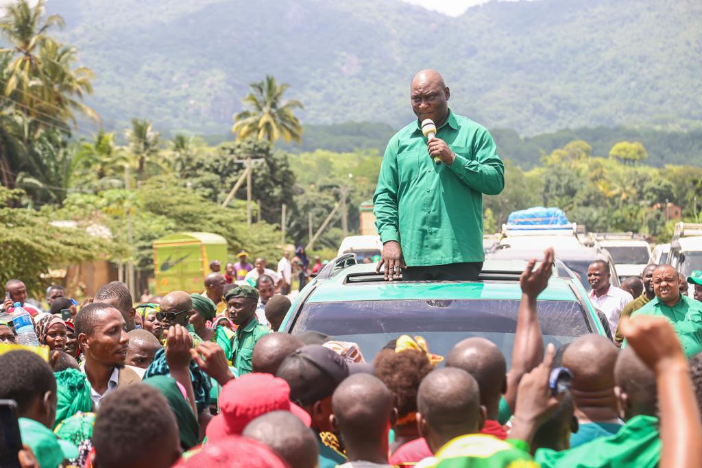Chongolo Awaagiza Tanroads Kukamilisha Haraka Barabara ya Malinyi- Namtumbo - Global Publishers