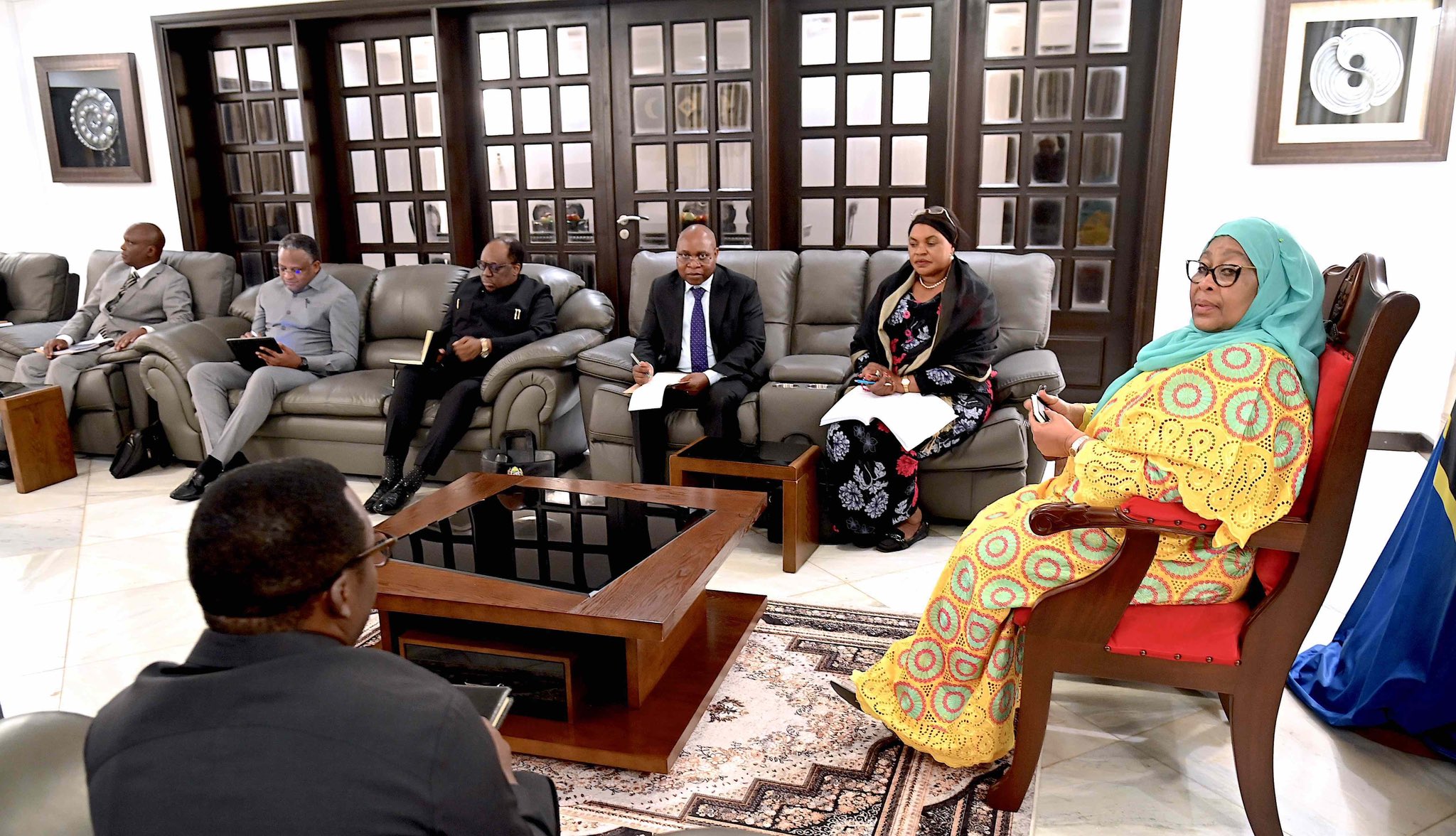 Katiba Mpya Hiyoo! Rais Samia Aagiza Msajili Kuitisha Kikao Maalumu - Global Publishers