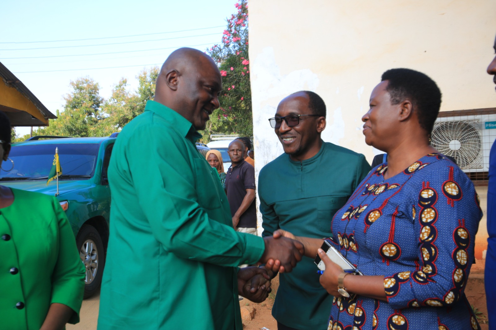 Chongolo Aanza Ziara Dodoma Kukagua Utekelezaji wa Ilani, Kutatua Kero za Wananchi - Global Publishers