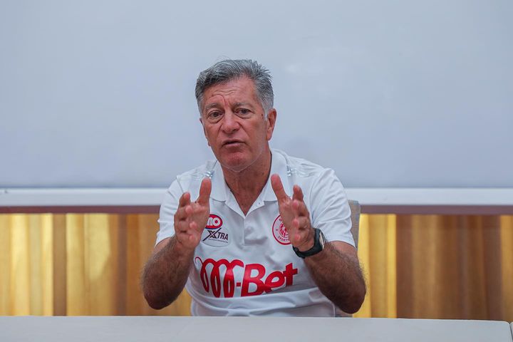 Robertinho Awachambua Mastaa Simba Walio Kambini Uturuki - Global Publishers