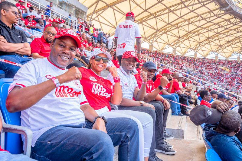 Afisa Mtendaji Mkuu wa NMB Atinga Kwa Mkapa Kushuhudia Tamasha la Simba Day - Global Publishers