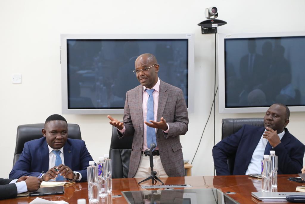 Prof. Makame mbarawa Asisitiza Ushirikiano Wizara Mpya - Global Publishers