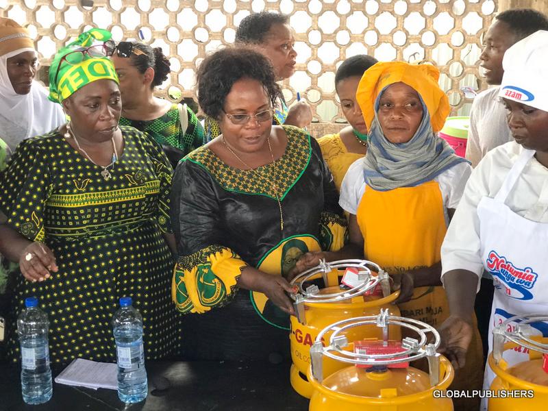 Mbunge Janeth Masaburi Awaahidi Masoko Ya Kisasa Wana Temeke, Awapa Bure Mama Lishe Majiko Ya Gesi - Global Publishers