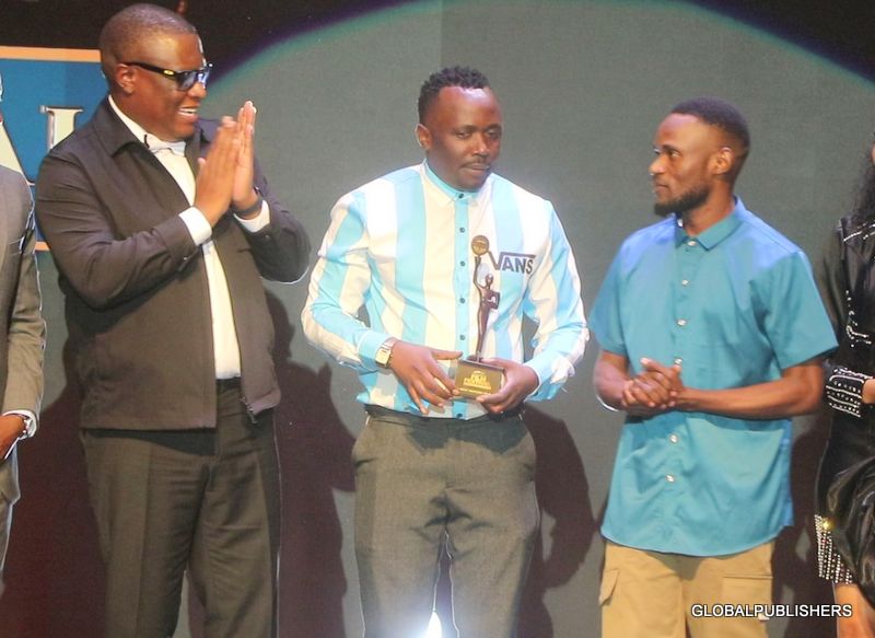 Usiku wa Tamasha la Tuzo Za Filamu Wafana Dar, Underground Ben Royal Awafunika Mastaa Na Tuzo 6 - Global Publishers